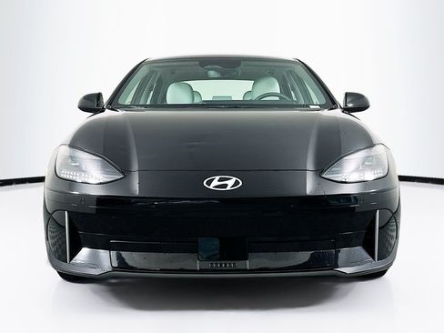 Used 2024 Hyundai Ioniq 6 SEL AWD/4WD image 2