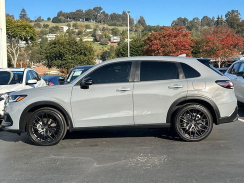 Used 2024 Honda HR-V Sport image 6