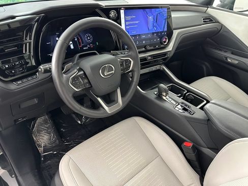 Used 2024 Lexus TX 350 AWD w/ Captains Chair Package image 17