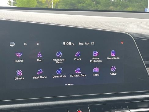 Certified 2024 Kia Niro EX Touring FWD image 36