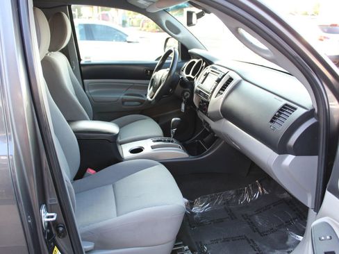 Used 2013 Toyota Tacoma 2WD Access Cab w/ SR5 Pkg image 10