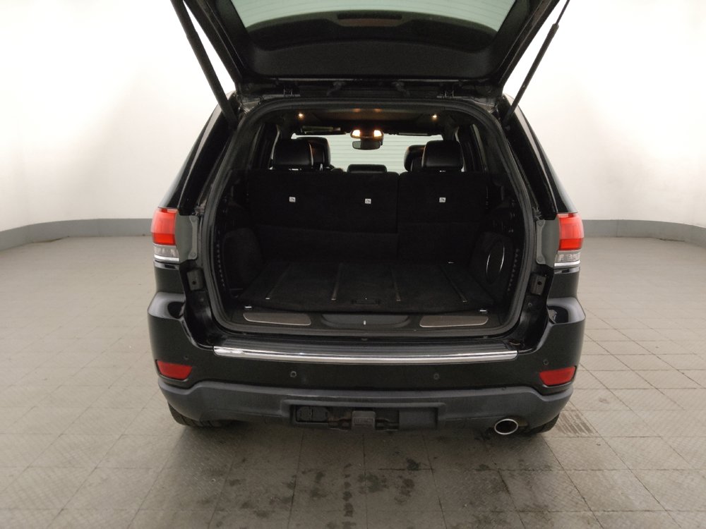Used 2017 Jeep Grand Cherokee Limited w/ Luxury Group II AWD/4WD image 29