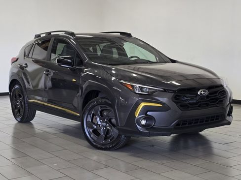 Used 2024 Subaru Crosstrek 2.5i Sport AWD/4WD image 2