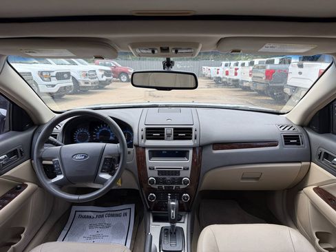 Used 2010 Ford Fusion SEL FWD image 17