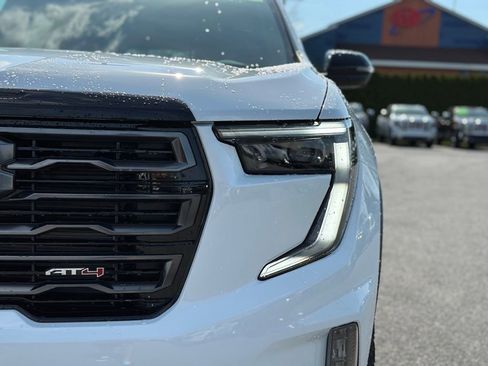New 2026 GMC Acadia AT4 w/ Luxury Package AWD/4WD image 34