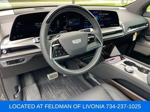 Used 2026 Cadillac Vistiq Sport w/ LPO, Floor Liner Package AWD/4WD image 7