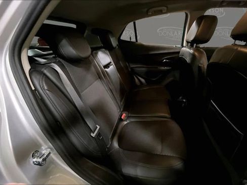 Used 2022 Buick Encore Preferred w/ Safety Package image 16