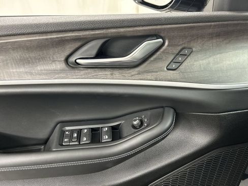 New 2026 Jeep Grand Cherokee Limited AWD/4WD image 12
