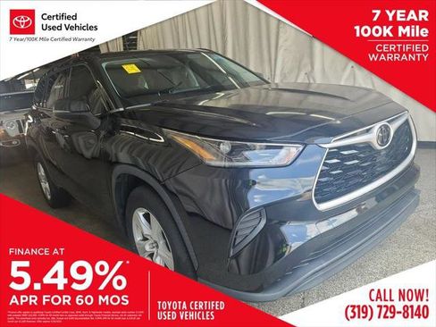 Certified 2021 Toyota Highlander L image 1