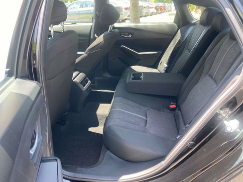 Used 2025 Honda Accord Sport image 24