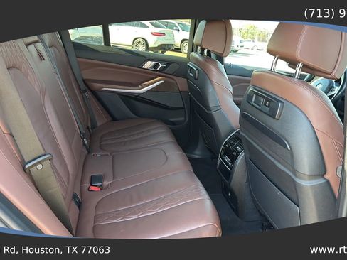 Used 2020 BMW X5 M50i w/ Luxury Seating Package image 35