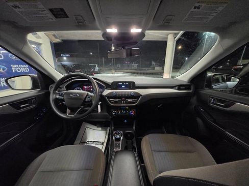 Used 2022 Ford Escape S image 24