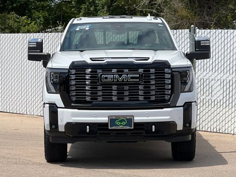 Used 2025 GMC Sierra 2500 Denali Ultimate AWD/4WD image 6