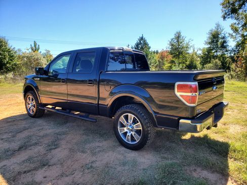 Used 2014 Ford F150 Lariat w/ Equipment Group 501A Mid image 6