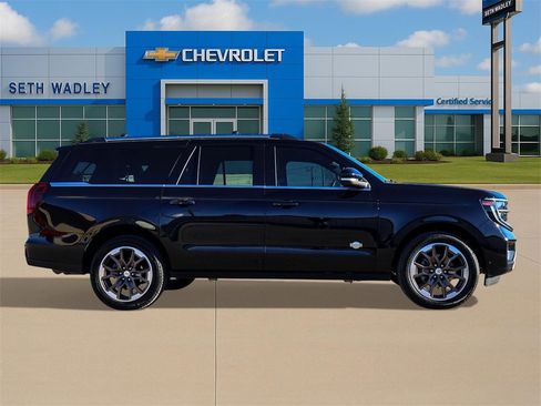 Used 2025 Ford Expedition Max King Ranch image 8