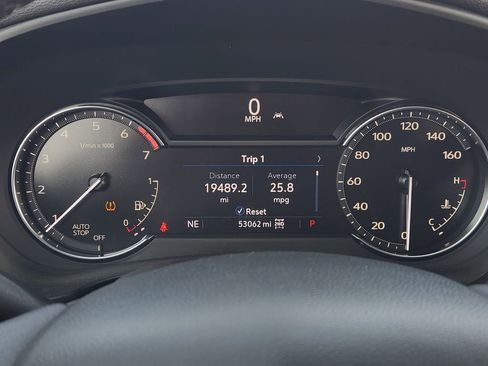 Used 2023 Cadillac XT4 Premium Luxury image 16