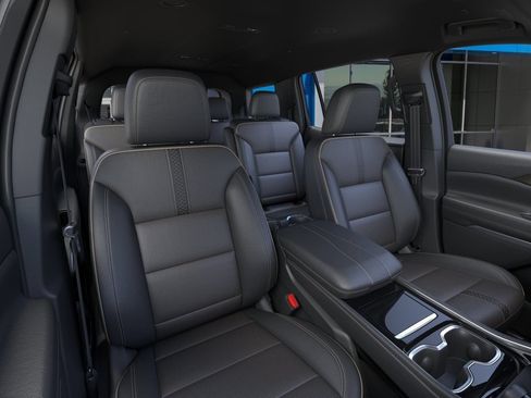 New 2026 Chevrolet Traverse High Country AWD/4WD image 17