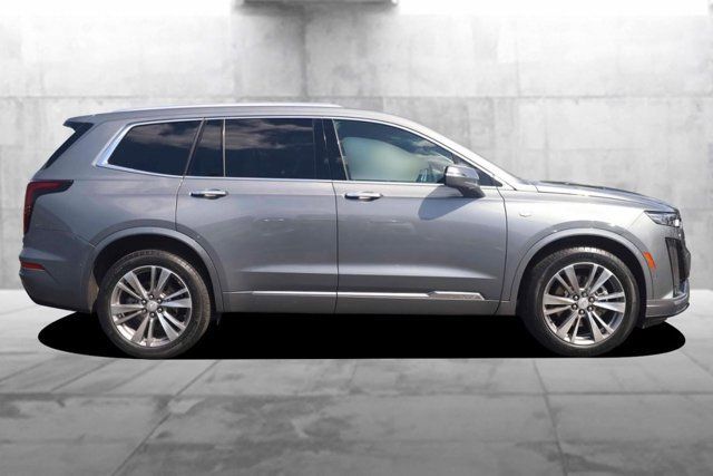 Used 2022 Cadillac XT6 Premium Luxury w/ Technology Package AWD/4WD image 5