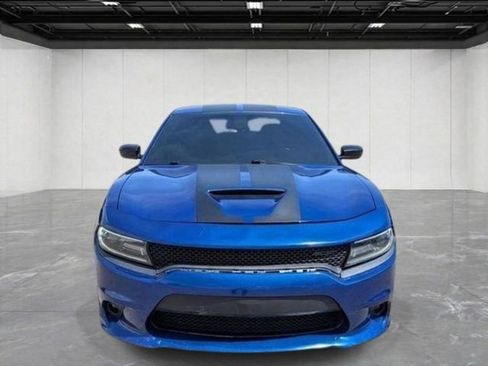 Used 2019 Dodge Charger R/T w/ Blacktop Package RWD image 8