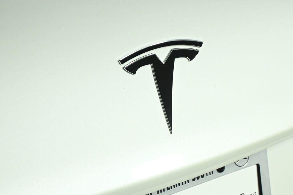 Used 2021 Tesla Model 3 Long Range AWD/4WD image 23