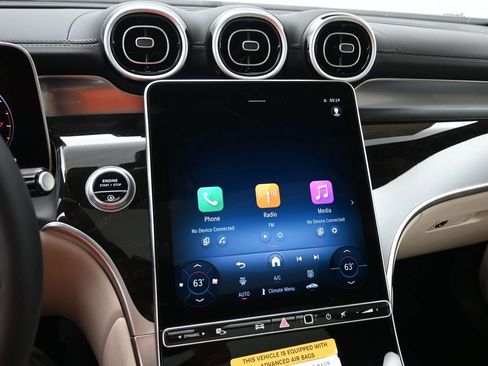 New 2025 Mercedes-Benz GLC 300 4MATIC image 12