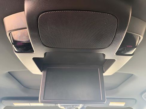 Used 2022 Honda Pilot Black Edition image 23