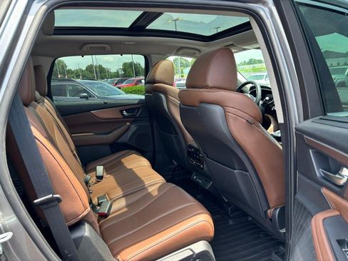 Used 2023 Acura MDX SH-AWD w/ Technology Package image 10