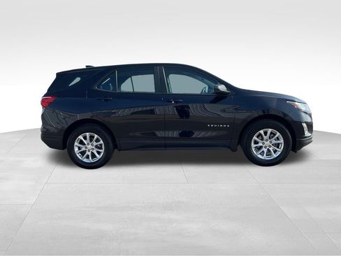 Used 2020 Chevrolet Equinox LS AWD/4WD image 25
