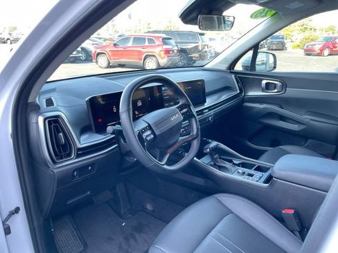 Used 2026 Kia Sorento S FWD image 10