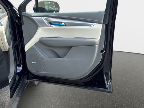 New 2026 Cadillac XT5 Premium Luxury w/ Driver Assist Package AWD/4WD image 10