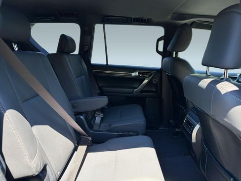 Used 2023 Lexus GX 460 Premium AWD/4WD image 30