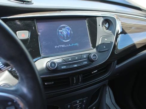 Used 2020 Buick Envision Essence AWD/4WD image 18