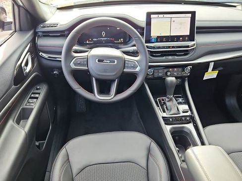 New 2026 Jeep Compass Trailhawk w/ Sun, Sound & Navigation Group image 10