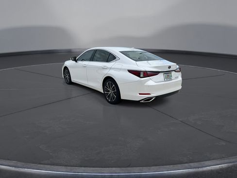 Used 2025 Lexus ES 350 w/ Premium Package FWD image 10