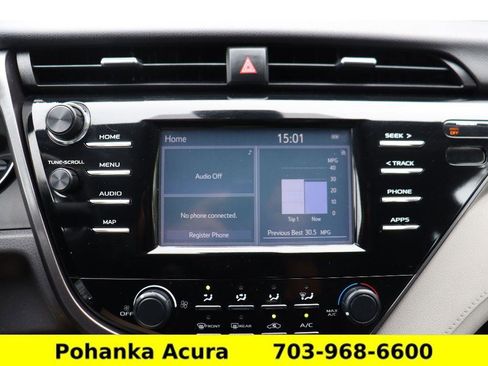 Used 2019 Toyota Camry LE image 14