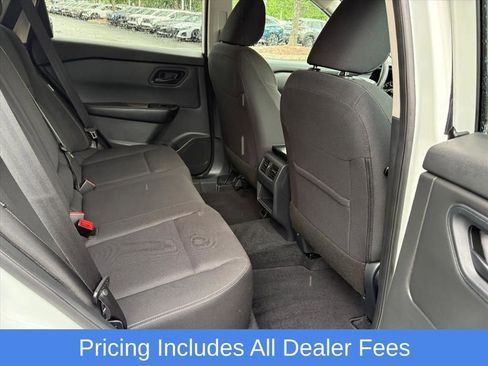 Used 2025 Nissan Rogue S AWD/4WD image 20