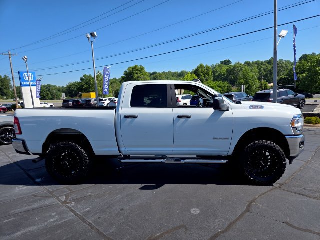 Used 2024 RAM 2500 Big Horn AWD/4WD image 9