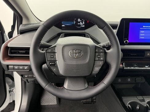 New 2026 Toyota Prius SE image 17