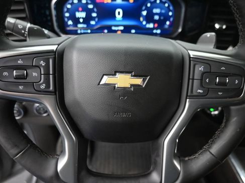 Used 2023 Chevrolet Silverado 1500 LTZ AWD/4WD image 15