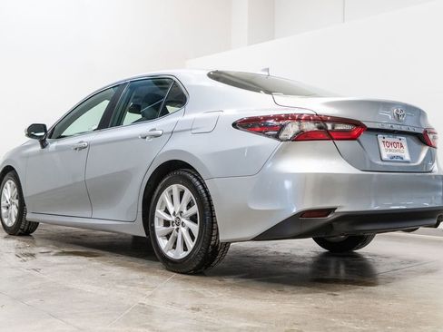 Used 2024 Toyota Camry LE image 7