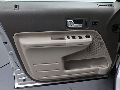 Used 2010 Ford Edge Limited image 11