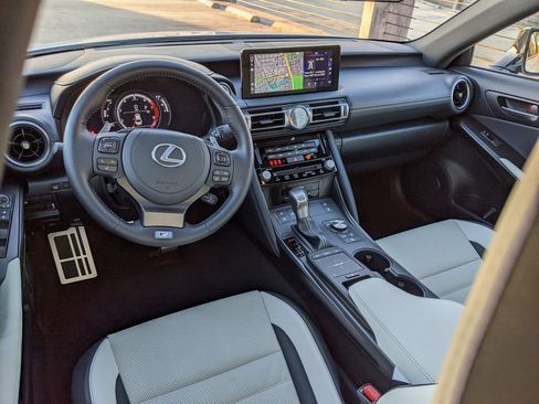 Used 2022 Lexus IS 350 F Sport image 12