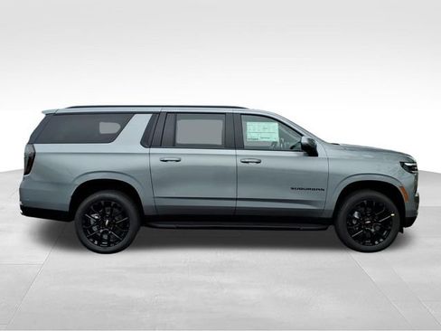 New 2026 Chevrolet Suburban RST w/ Comfort Package AWD/4WD image 2