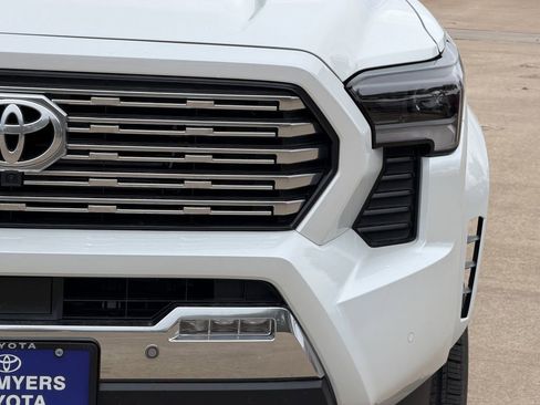 New 2026 Toyota Tacoma Limited AWD/4WD image 4