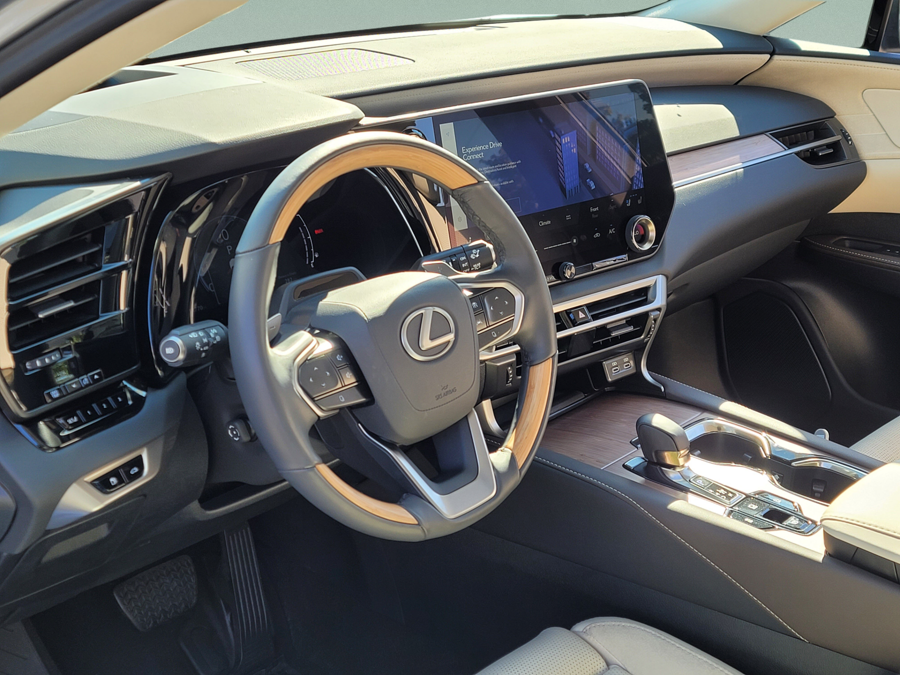 Certified 2025 Lexus TX 350 FWD w/ Technology Package image 11