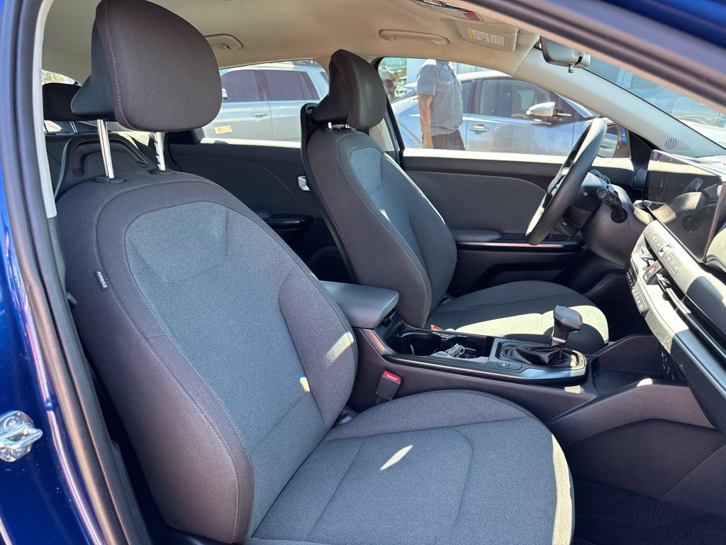 Used 2025 Kia K4 FWD image 15