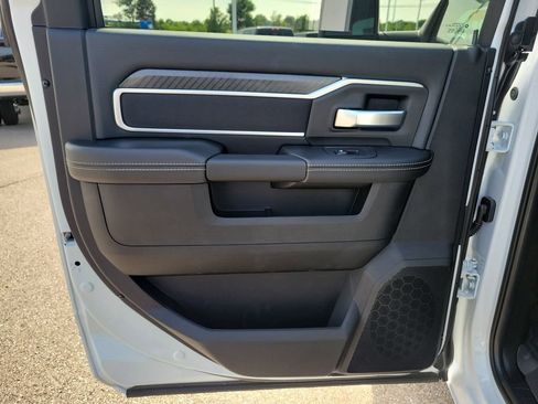 New 2026 RAM 3500 Big Horn AWD/4WD image 13