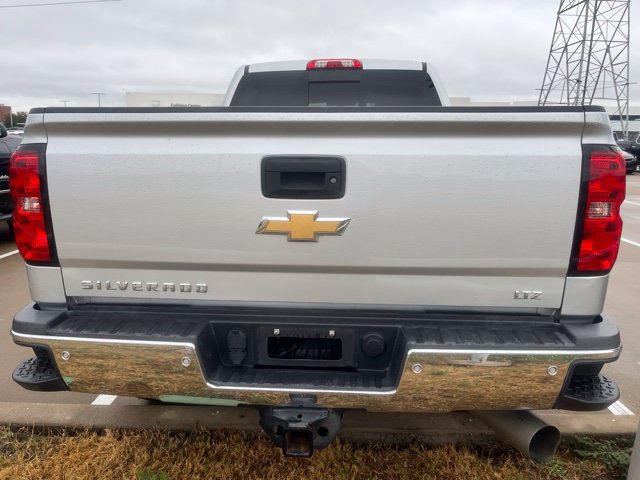 Used 2019 Chevrolet Silverado 2500 LTZ w/ Duramax Plus Package AWD/4WD image 6