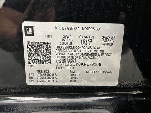 Used 2019 GMC Sierra 2500 Denali w/ Duramax Plus Package AWD/4WD image 30