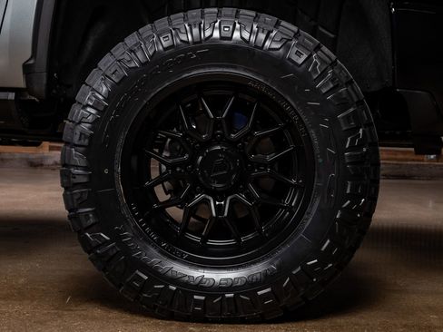 Used 2026 Chevrolet Silverado 2500 ZR2 w/ LPO, Dark Essentials Package image 12